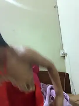 Lynly k2 online show from 26, 4, 2026