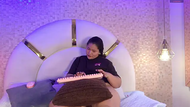 Snapshot of aria_sm chatting on 16, 11, 2025 aria sm online show from 16, 11, 2025