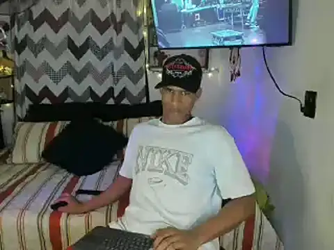 JUANBIGCOCK21CM online show from 25, 5, 2026