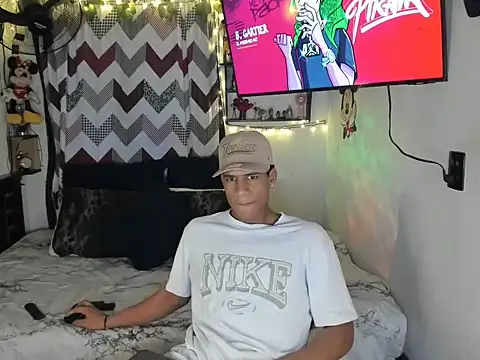 JUANBIGCOCK21CM online show from 10, 6, 2026