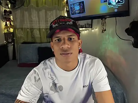 JUANBIGCOCK21CM online show from 24, 6, 2026