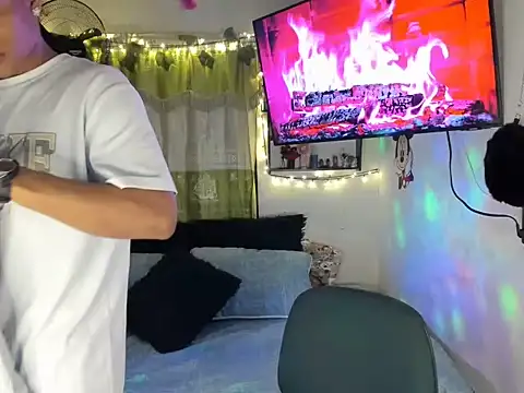 JUANBIGCOCK21CM online show from 24, 6, 2026