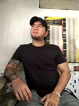 Snapshot of JHONNYACA28 chatting on 18, 11, 2025 JHONNYACA28 online show from 18, 11, 2025