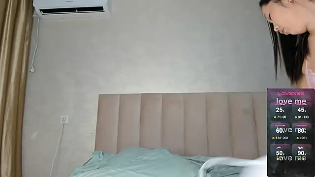 Snapshot of kimsoyeonn chatting on 18, 11, 2025 kimsoyeonn online show from 18, 11, 2025