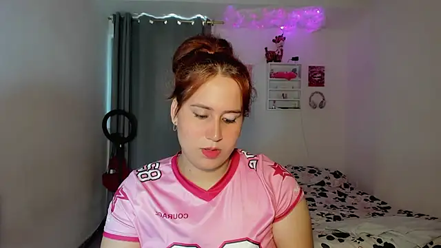 Sofiababyy online show from 25, 7, 2026