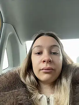 SashaCatt online show from 2, 2, 2026