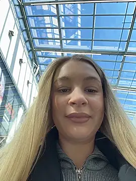 SashaCatt online show from 20, 4, 2026