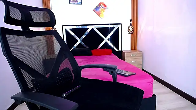 SCARLETT INK  online show from 23, 6, 2026