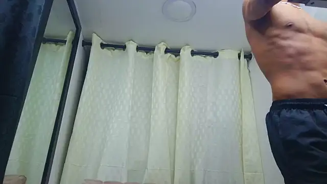 couple hot 00 online show from 29, 4, 2026