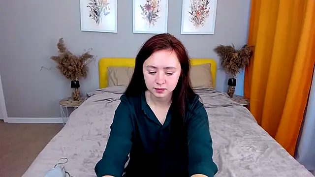 ReginaLorey online show from 11, 11, 2025