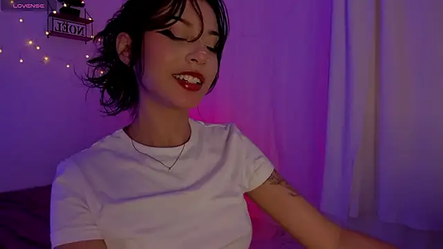 Tamara Aluna  online show from 14, 1, 2026