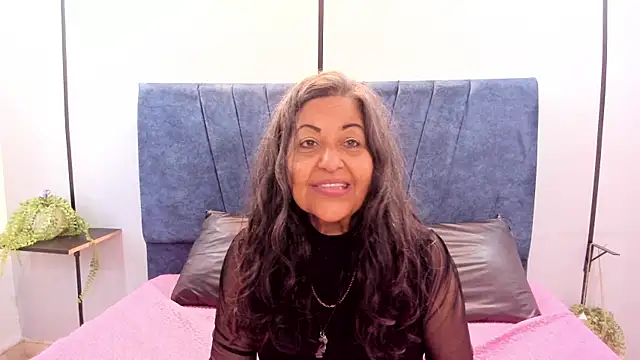 Victoriaa Anderson online show from 28, 7, 2026