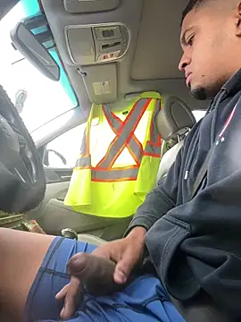 Snapshot of arnoldtrenp chatting on 17, 11, 2025 arnoldtrenp online show from 17, 11, 2025