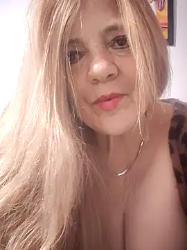 karlaanqui1 online show from 26, 4, 2026