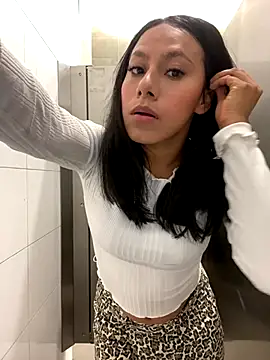 Katherinm online show from 22, 11, 2025