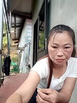 Snapshot of blonde_blg chatting on 17, 11, 2025 blonde blg online show from 17, 11, 2025