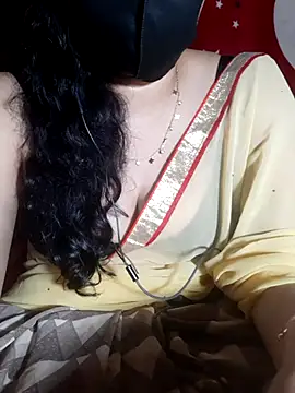 Snapshot of HotGirl23231 chatting on 10, 7, 2026 HotGirl23231 online show from 10, 7, 2026