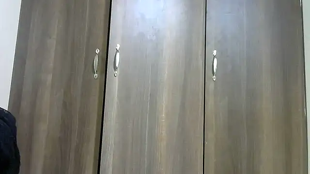 she-- online show from 22, 11, 2025