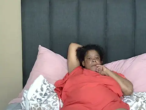 bigsexymama2 online show from 22, 12, 2025