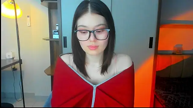 HopeLovely online show from 25, 2, 2026