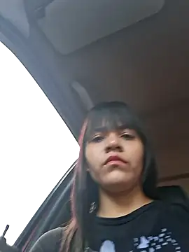 Skinny Wet online show from 18, 11, 2025