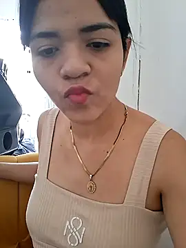 Skinny Wet online show from 28, 11, 2025