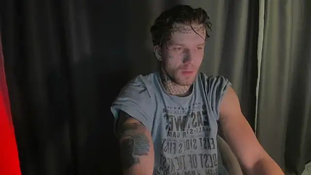 Huntall77 online show from 2, 12, 2025