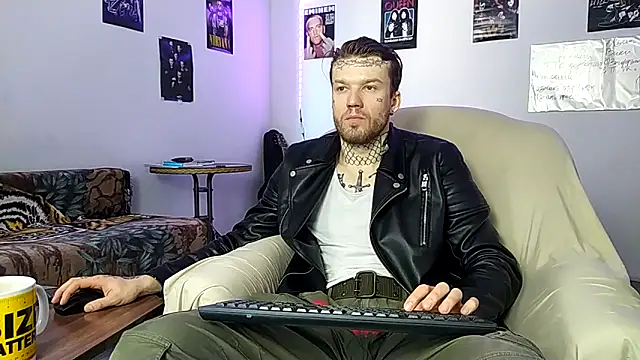 Huntall77 online show from 18, 2, 2026