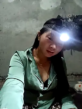 vangkt-cute online show from 18, 4, 2026