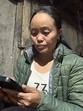 phuong cute online show from 3, 12, 2025