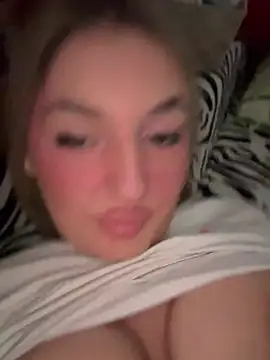 Marisaaasss online show from 12, 1, 2026