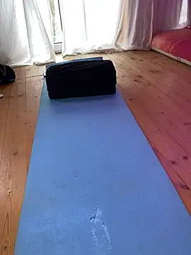 Intim Team online show from 2, 12, 2025