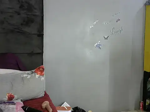 WILD KITTYxXxX online show from 21, 11, 2025