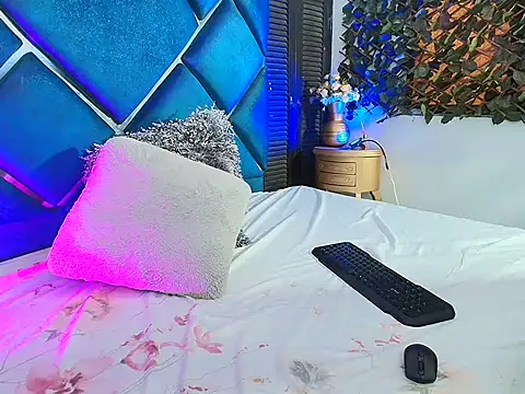 GabyStom online show from 12, 3, 2026