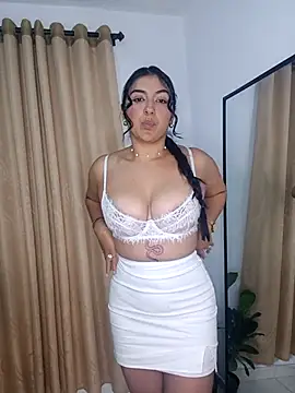 Snapshot of ViolettaWalton1 chatting on 13, 11, 2025 ViolettaWalton1 online show from 13, 11, 2025