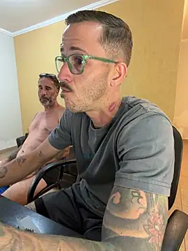 Lucasjandre online show from 1, 5, 2026
