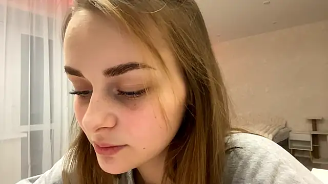 GeralynChiszar online show from 12, 3, 2026