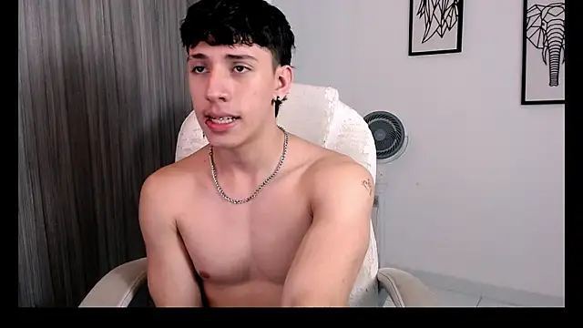 Snapshot of Steven_Connor chatting on 15, 11, 2025 Steven Connor online show from 15, 11, 2025