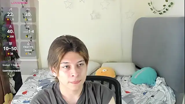 Snapshot of Felix_kitty chatting on 23, 11, 2025 Felix kitty online show from 23, 11, 2025