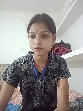 Mohnicute online show from 10, 6, 2026