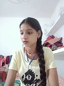 Mohnicute online show from 17, 7, 2026