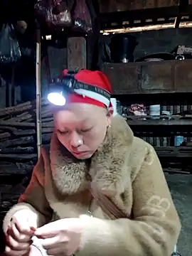 girl-hot2x online show from 17, 2, 2026