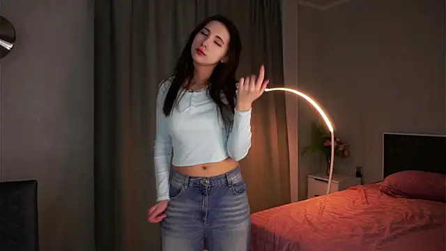 Snapshot of NanceeWestaway chatting on 27, 11, 2025 NanceeWestaway online show from 27, 11, 2025