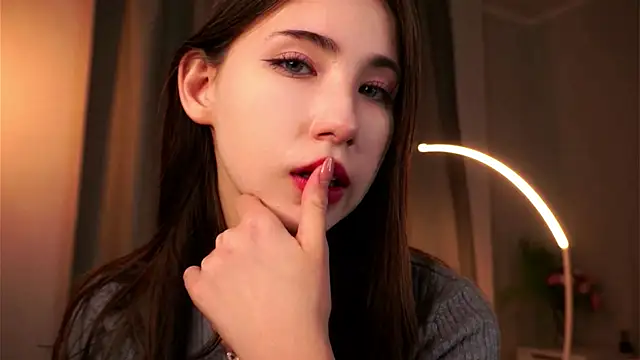 Snapshot of NanceeWestaway chatting on 28, 11, 2025 NanceeWestaway online show from 28, 11, 2025