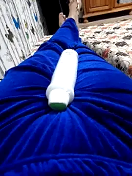 Tota sexi online show from 17, 4, 2026