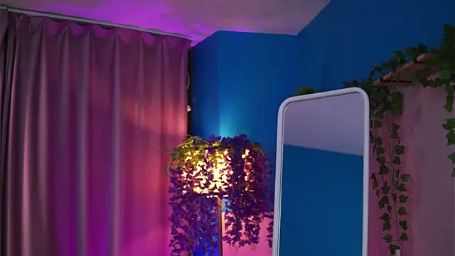 ElyssawetXX online show from 22, 4, 2026