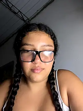 PetiteKattia online show from 6, 1, 2026