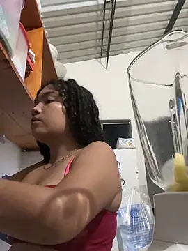 PetiteKattia online show from 10, 3, 2026