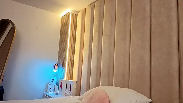 Iamnyxy online show from 24, 4, 2026