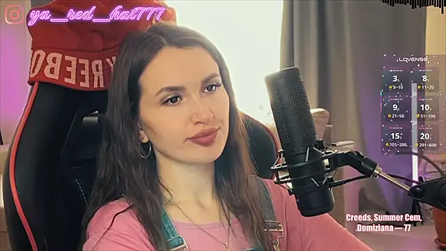 Snapshot of -RED_HAT- chatting on 27, 5, 2026 -RED HAT- online show from 27, 5, 2026